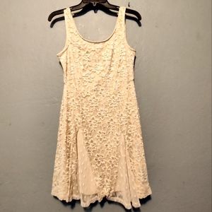 Champagne Dress Lace Sleeveless Medium